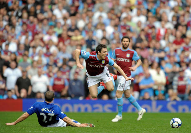 使得他在比 使得他在比